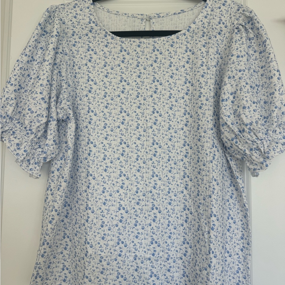 Elegant Blue Floral Blouse
